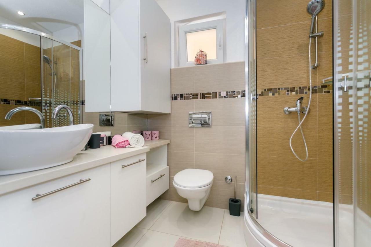 Apartman Brajutovci 26 Kornić Extérieur photo