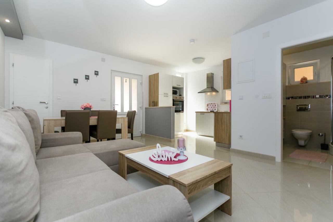 Apartman Brajutovci 26 Kornić Extérieur photo